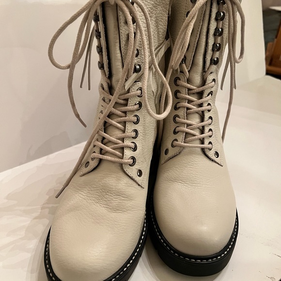 Golo WAR & PEACE COMBAT BOOT IN TAPIOCA TUMBLED CALF - Picture 2 of 9